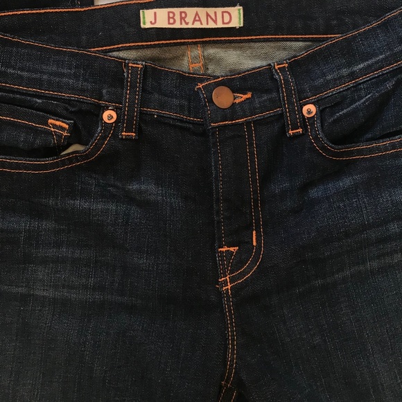 ✨ J BRAND ✨ Dark Wash Jeans - Picture 11 of 13